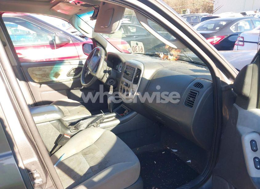 Photo 5 of 2006 Ford Escape XLT/XLT SPORT (VIN 1FMYU931X6KA29076)