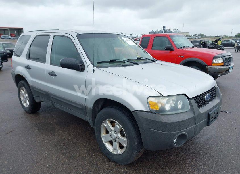 2007 Ford Escape XLT/XLT SPORT (VIN 1FMYU931X7KA29046) main photo