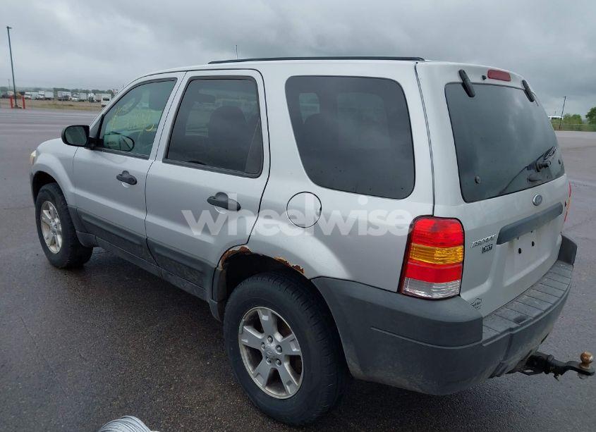 Photo 3 of 2007 Ford Escape XLT/XLT SPORT (VIN 1FMYU931X7KA29046)