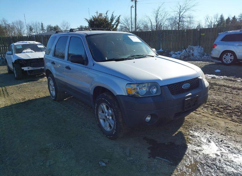 2007 Ford Escape XLT/XLT SPORT (VIN 1FMYU931X7KC09093) main photo