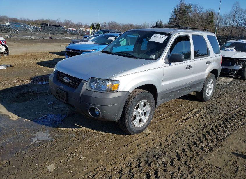 Photo 2 of 2007 Ford Escape XLT/XLT SPORT (VIN 1FMYU931X7KC09093)