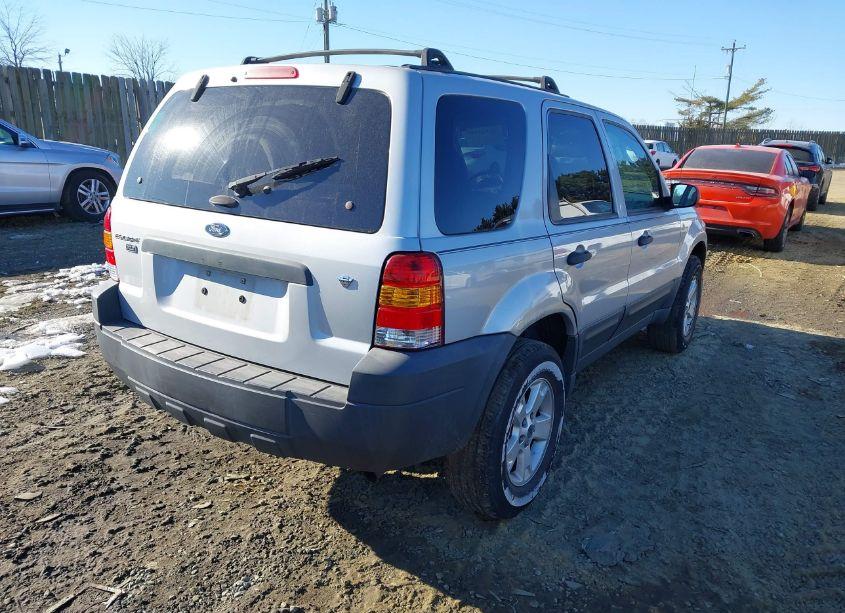 Photo 4 of 2007 Ford Escape XLT/XLT SPORT (VIN 1FMYU931X7KC09093)