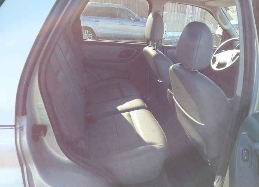 Photo 8 of 2007 Ford Escape XLT/XLT SPORT (VIN 1FMYU931X7KC09093)