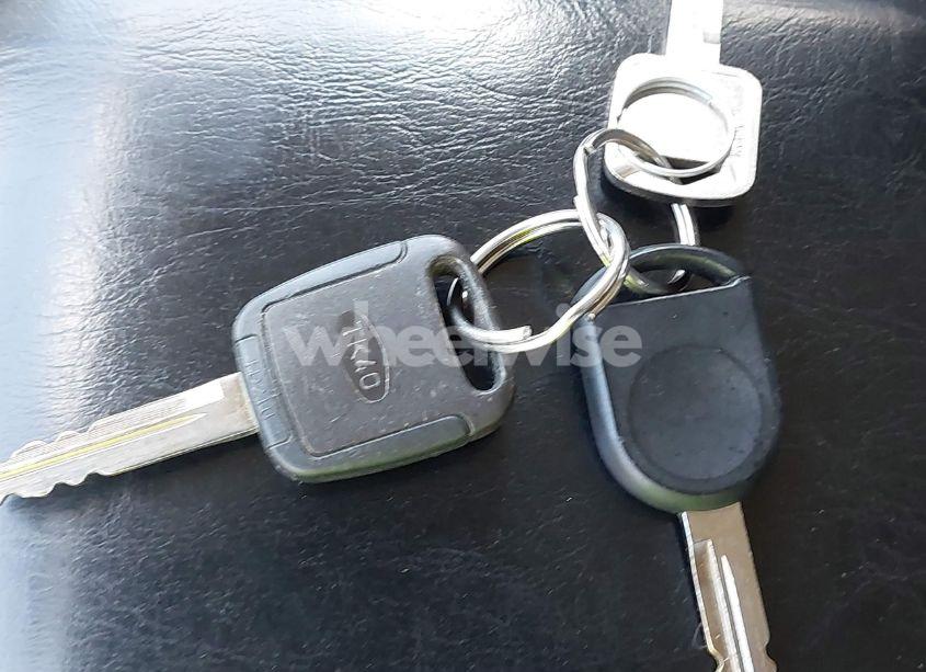 Photo 11 of 2005 Ford Escape LIMITED (VIN 1FMYU94105KB67187)