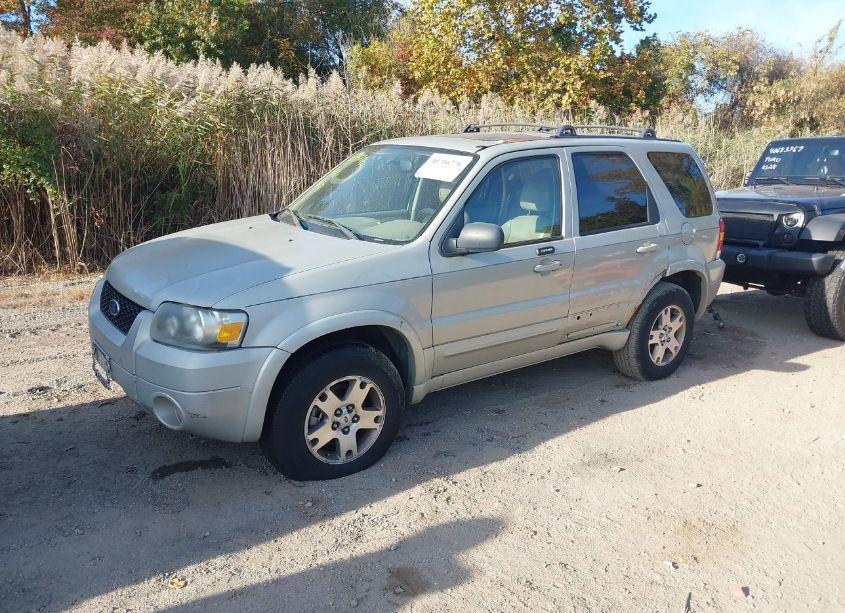Photo 2 of 2005 Ford Escape LIMITED (VIN 1FMYU94105KC27730)