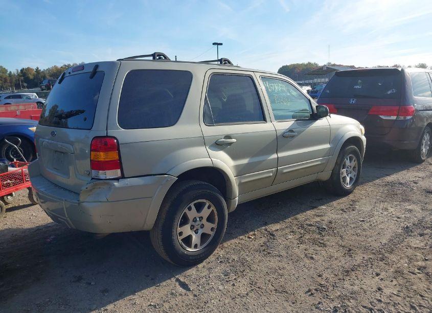 Photo 4 of 2005 Ford Escape LIMITED (VIN 1FMYU94105KC27730)