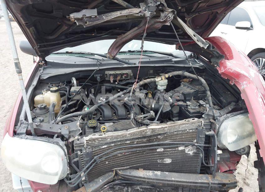 Photo 10 of 2006 Ford Escape LIMITED (VIN 1FMYU94116KD17566)