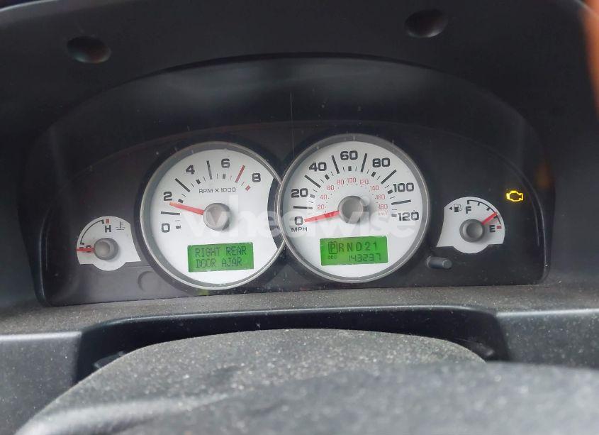 Photo 7 of 2006 Ford Escape LIMITED (VIN 1FMYU94116KD17566)