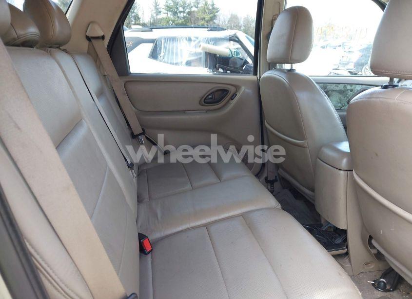 Photo 8 of 2005 Ford Escape LIMITED (VIN 1FMYU94125KA02046)