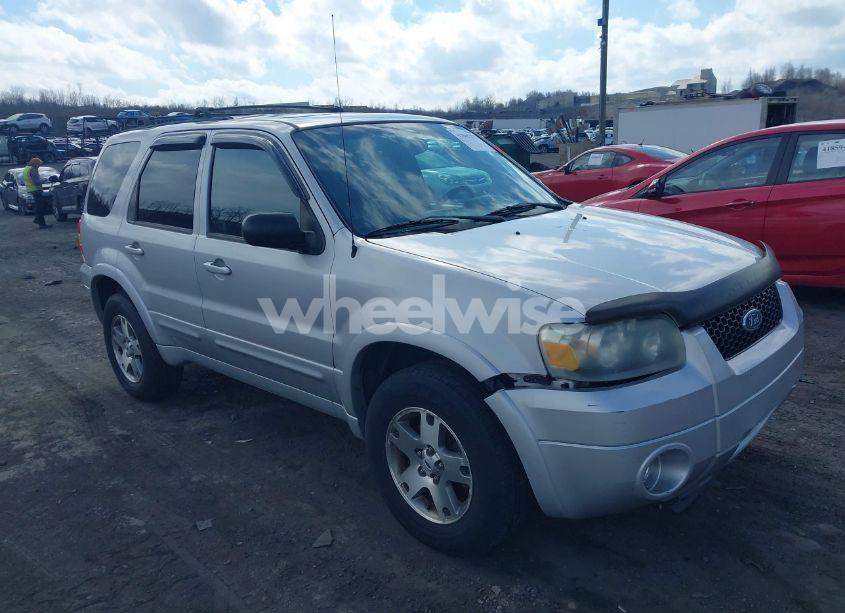 2005 Ford Escape LIMITED (VIN 1FMYU94125KA81010) main photo