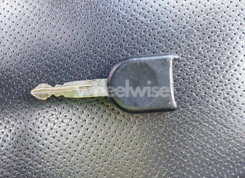 Photo 11 of 2005 Ford Escape LIMITED (VIN 1FMYU94125KA81010)