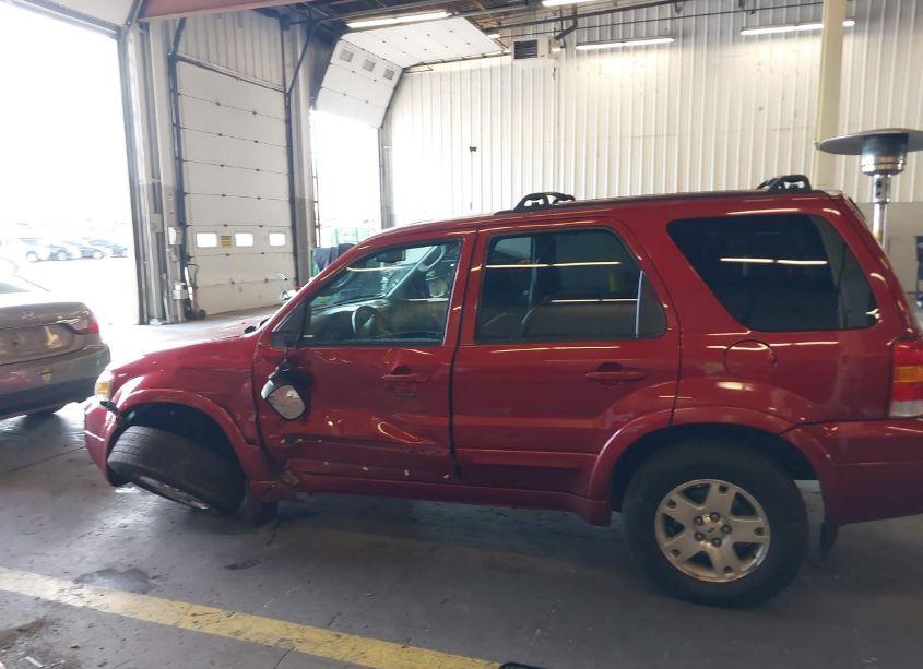 Photo 14 of 2007 Ford Escape LIMITED (VIN 1FMYU94127KA43943)