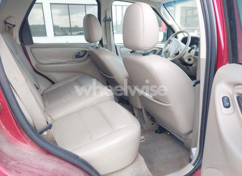 Photo 8 of 2007 Ford Escape LIMITED (VIN 1FMYU94127KB58591)