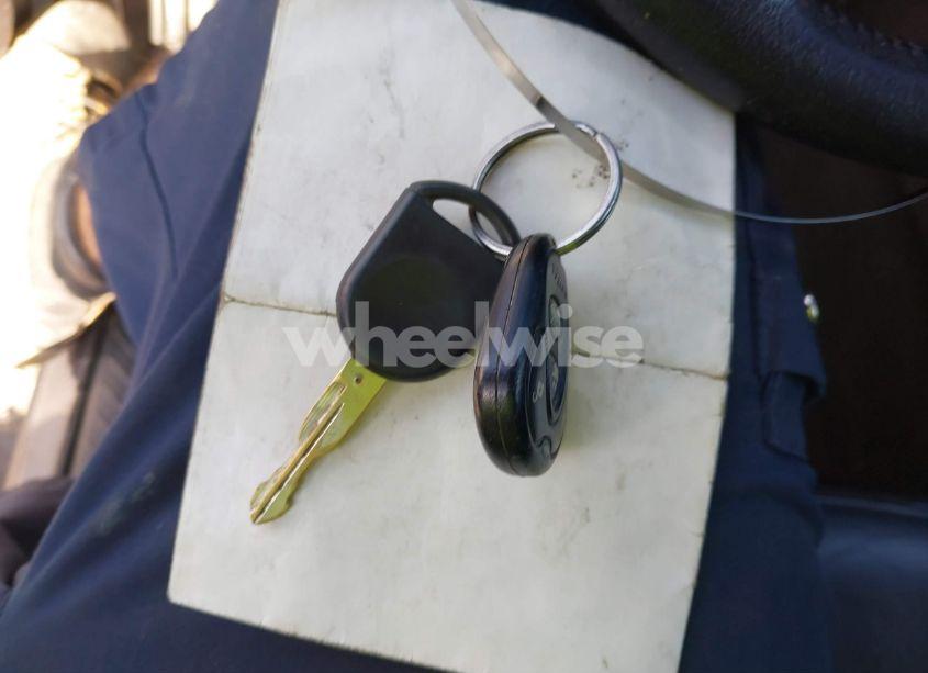 Photo 11 of 2005 Ford Escape LIMITED (VIN 1FMYU94135KA02718)