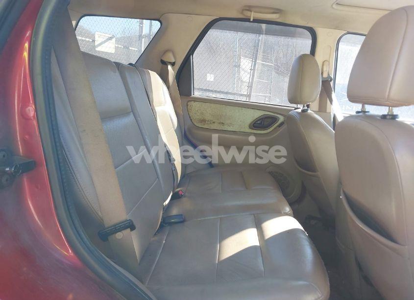 Photo 8 of 2005 Ford Escape LIMITED (VIN 1FMYU94135KC22117)