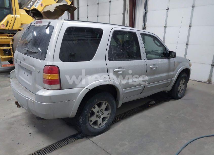 Photo 4 of 2005 Ford Escape LIMITED (VIN 1FMYU94145KC45082)