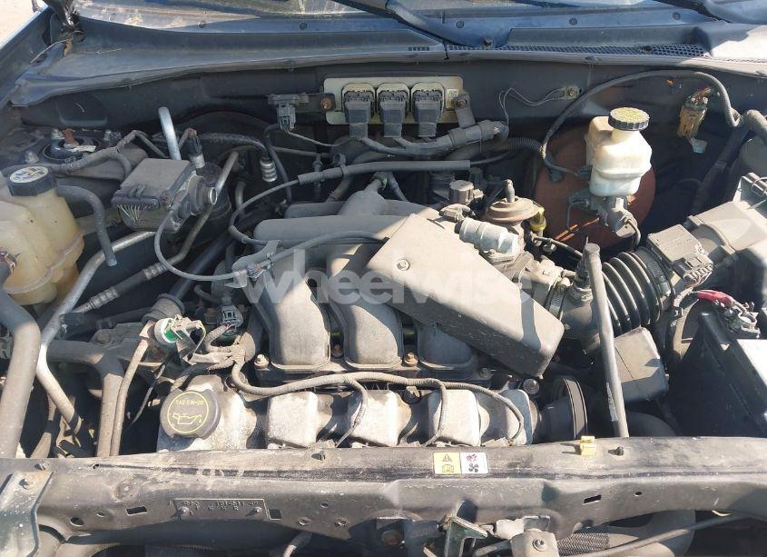 Photo 10 of 2005 Ford Escape LIMITED (VIN 1FMYU94155KA92695)