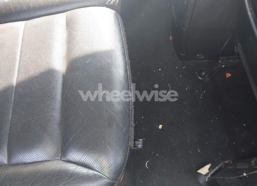 Photo 8 of 2005 Ford Escape LIMITED (VIN 1FMYU94155KA92695)