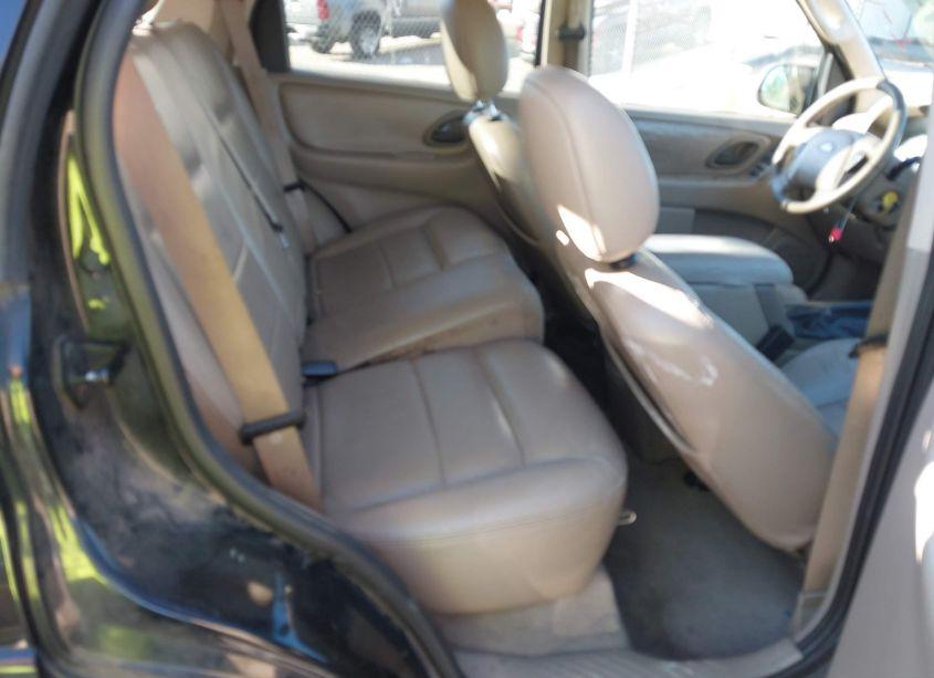 Photo 8 of 2005 Ford Escape LIMITED (VIN 1FMYU94155KC10065)