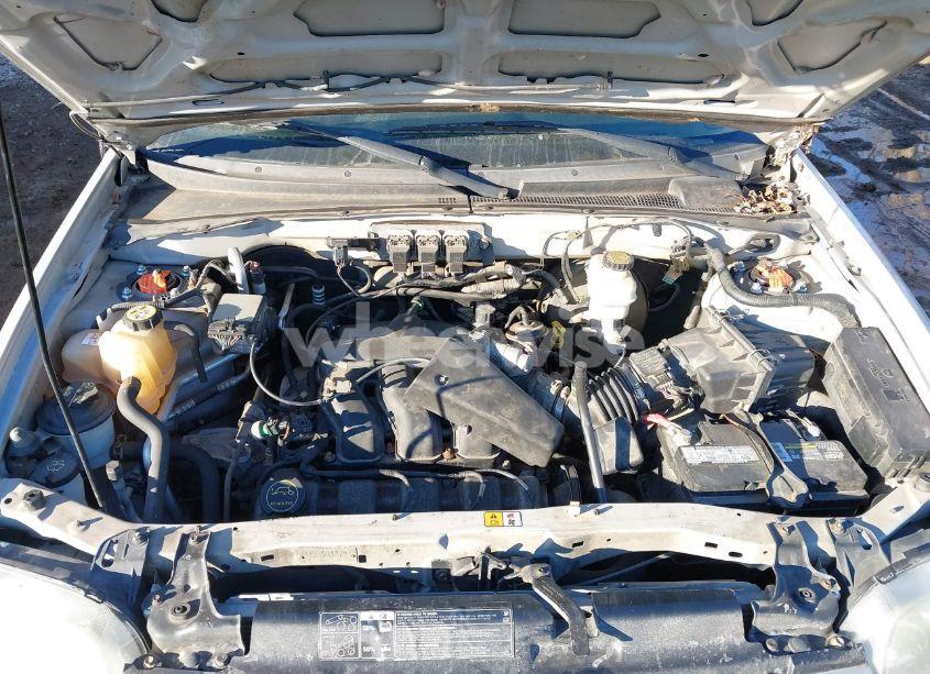 Photo 10 of 2005 Ford Escape LIMITED (VIN 1FMYU94175KE16441)