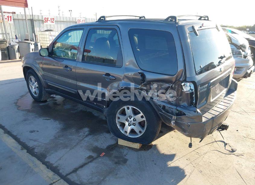 Photo 3 of 2005 Ford Escape LIMITED (VIN 1FMYU94185KA51025)