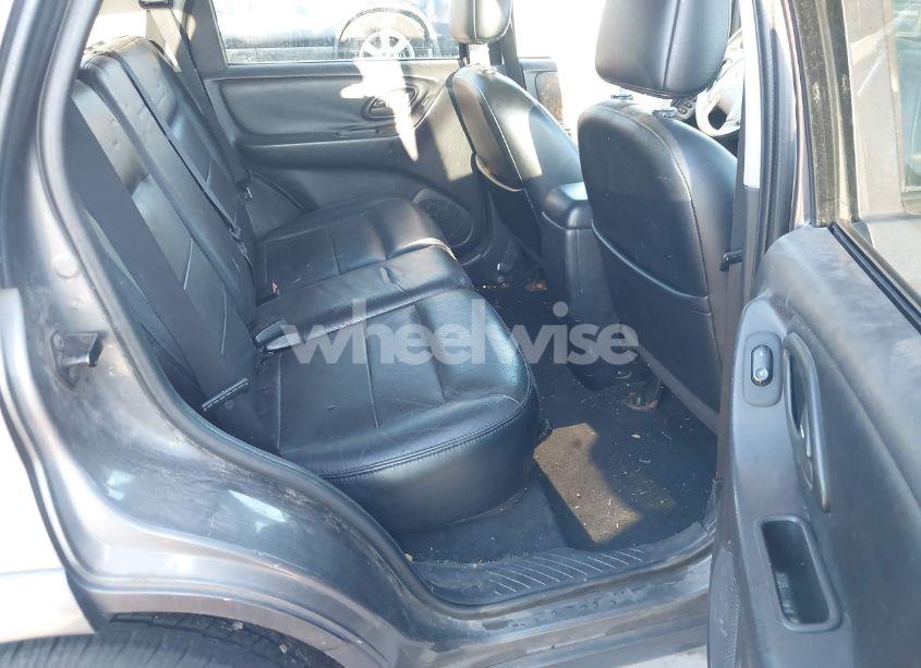 Photo 8 of 2005 Ford Escape LIMITED (VIN 1FMYU94185KA51025)