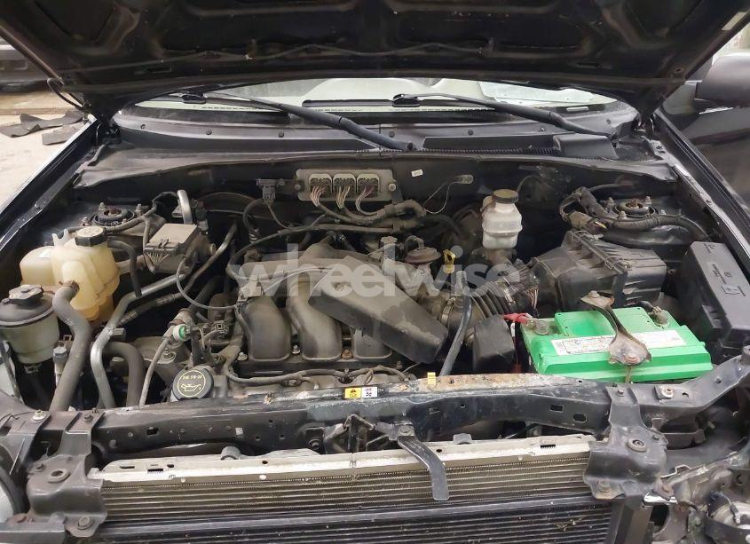 Photo 10 of 2007 Ford Escape LIMITED (VIN 1FMYU94187KA50511)