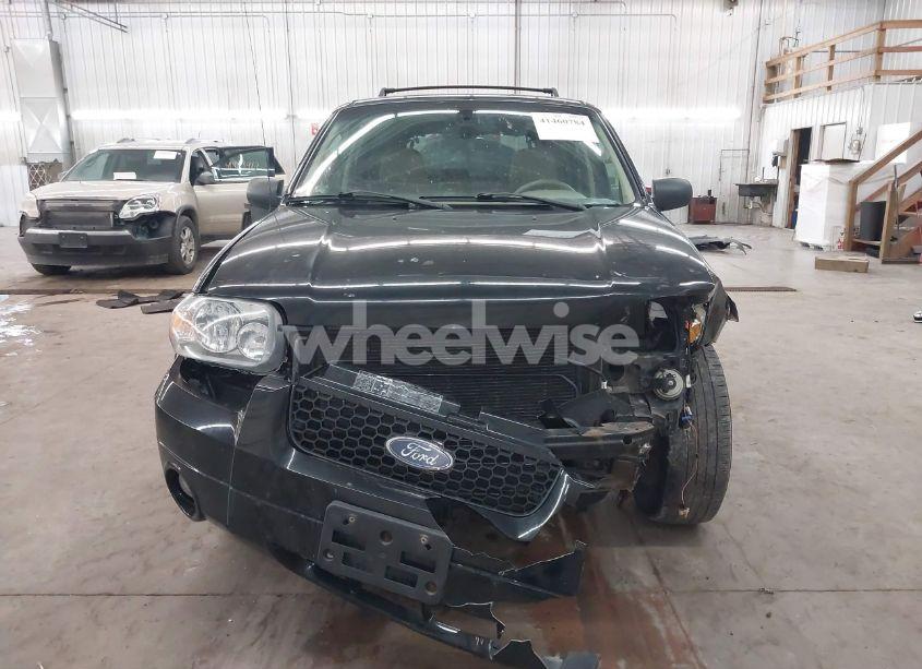 Photo 12 of 2007 Ford Escape LIMITED (VIN 1FMYU94187KA50511)