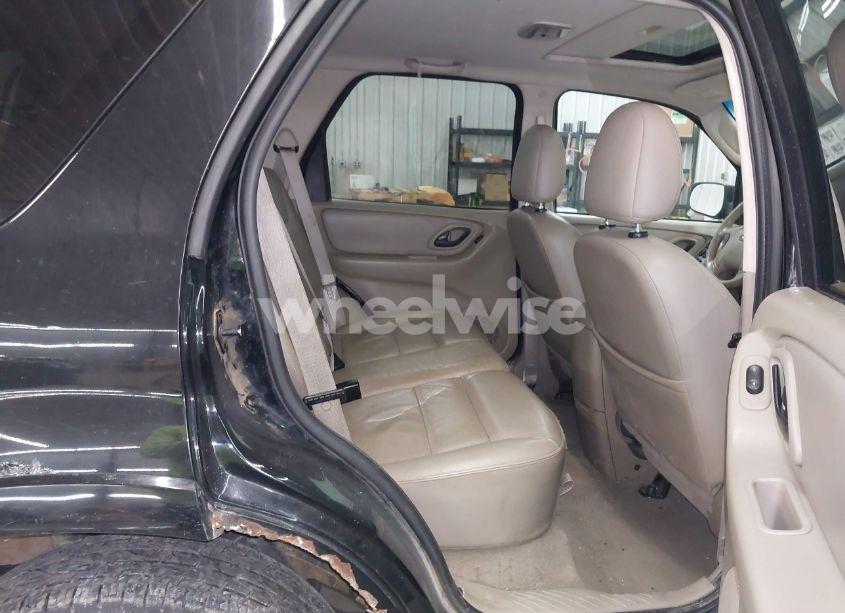 Photo 8 of 2007 Ford Escape LIMITED (VIN 1FMYU94187KA50511)