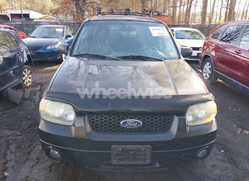Photo 6 of 2006 Ford Escape LIMITED (VIN 1FMYU94196KA27821)