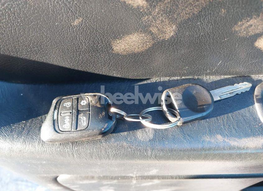 Photo 11 of 2007 Ford Escape LIMITED (VIN 1FMYU94197KA86109)