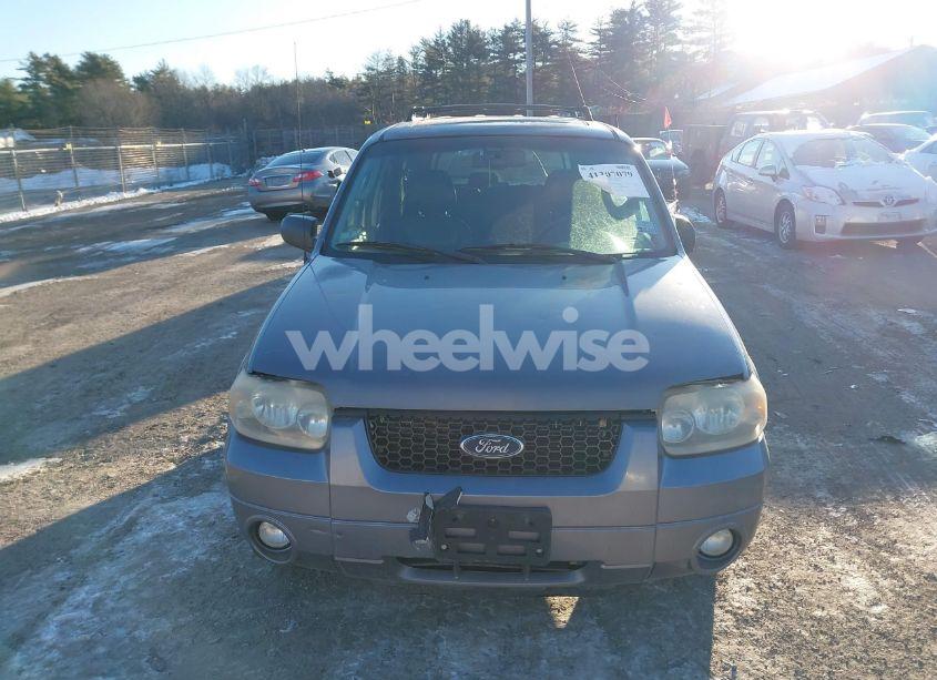 Photo 12 of 2007 Ford Escape LIMITED (VIN 1FMYU94197KA86109)