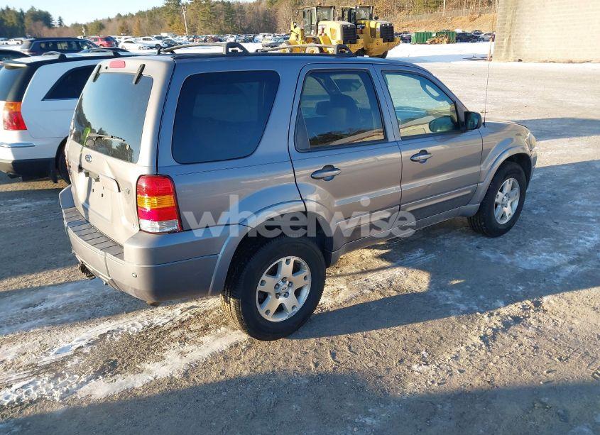 Photo 4 of 2007 Ford Escape LIMITED (VIN 1FMYU94197KA86109)