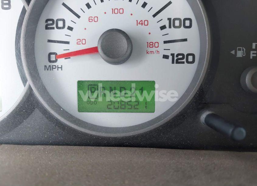 Photo 16 of 2005 Ford Escape LIMITED (VIN 1FMYU941X5KA74497)