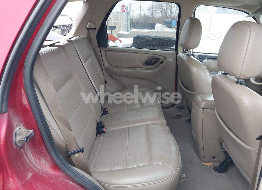 Photo 8 of 2005 Ford Escape LIMITED (VIN 1FMYU941X5KA74497)