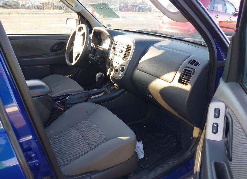 Photo 5 of 2006 Ford Escape HYBRID (VIN 1FMYU95H06KB11862)