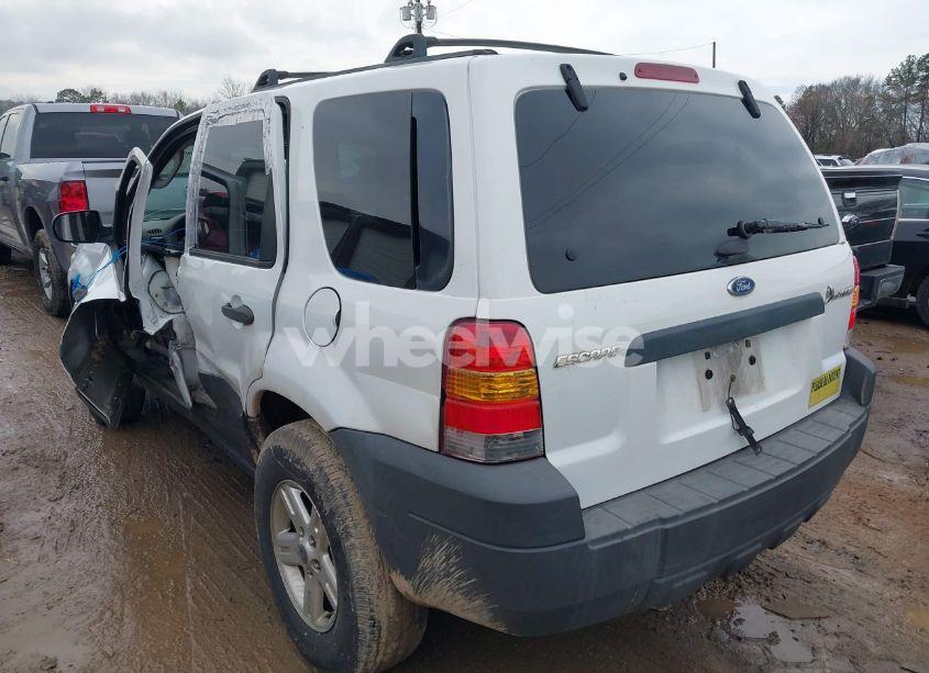 Photo 3 of 2006 Ford Escape HYBRID (VIN 1FMYU95H26KD36882)