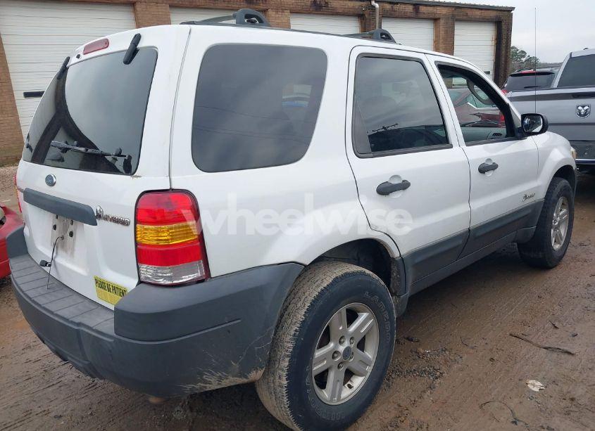 Photo 4 of 2006 Ford Escape HYBRID (VIN 1FMYU95H26KD36882)