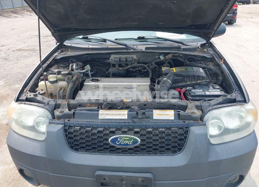 Photo 10 of 2006 Ford Escape HYBRID (VIN 1FMYU95H36KA52807)