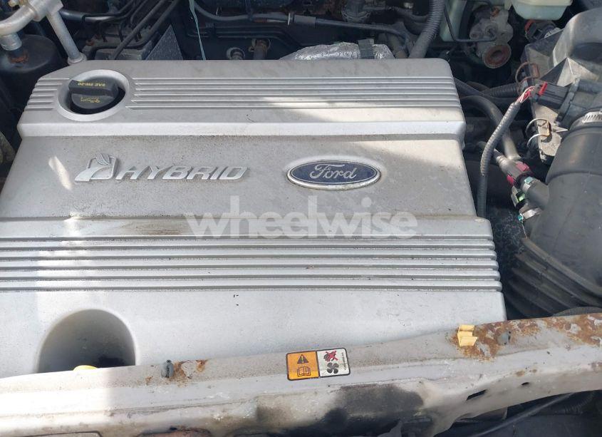 Photo 10 of 2006 Ford Escape HYBRID (VIN 1FMYU96H06KA26079)