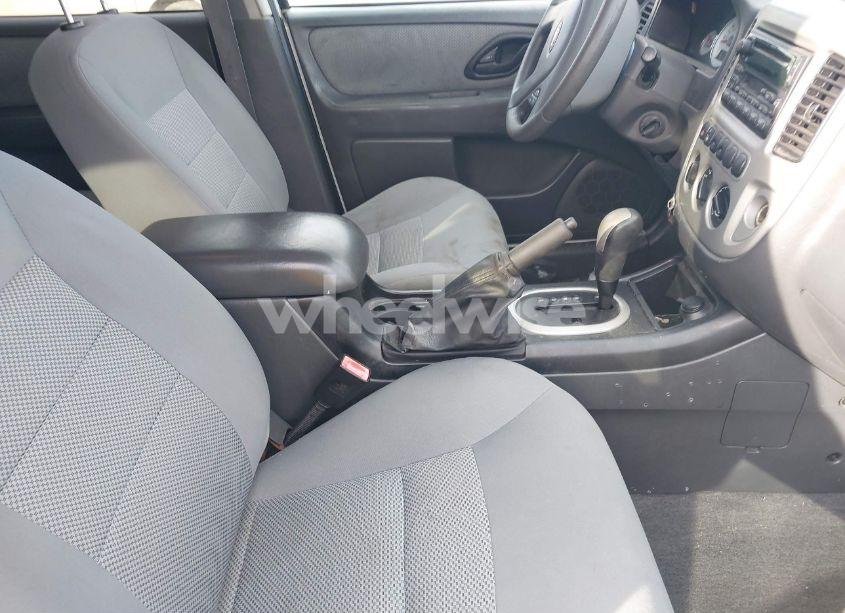 Photo 5 of 2006 Ford Escape HYBRID (VIN 1FMYU96H06KA26079)