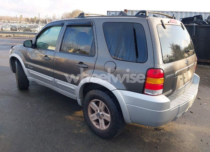 Photo 3 of 2006 Ford Escape HYBRID (VIN 1FMYU96H26KA19747)