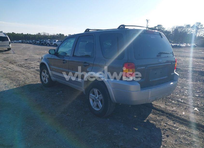 Photo 3 of 2006 Ford Escape HYBRID (VIN 1FMYU96H56KB49358)