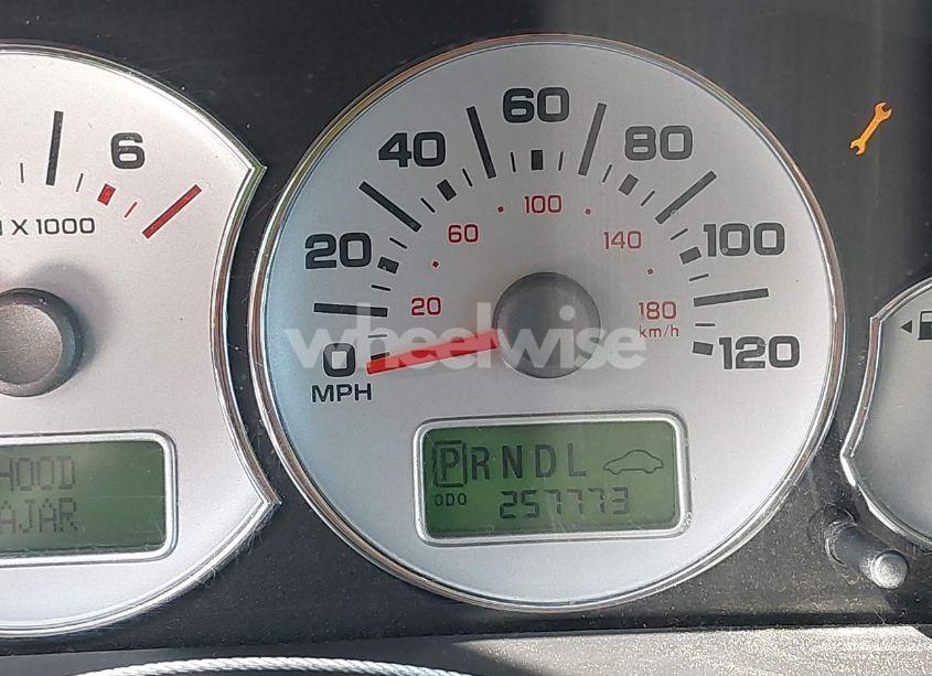 Photo 15 of 2005 Ford Escape HYBRID (VIN 1FMYU96H95KC95213)