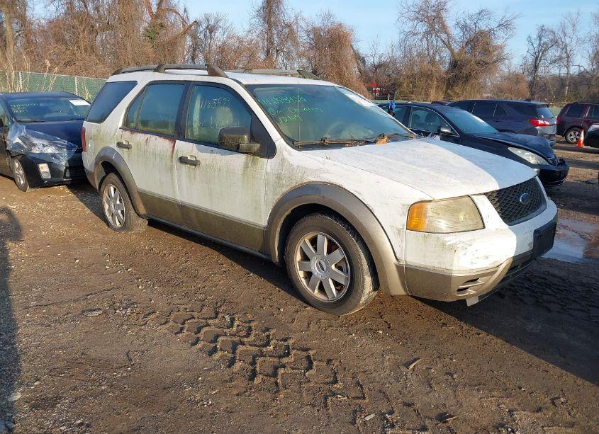 2005 Ford Freestyle SE (VIN 1FMZK01165GA02581) main photo