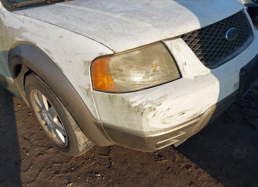 Photo 6 of 2005 Ford Freestyle SE (VIN 1FMZK01165GA02581)