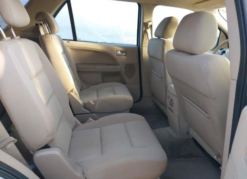 Photo 8 of 2005 Ford Freestyle SE (VIN 1FMZK01165GA02581)