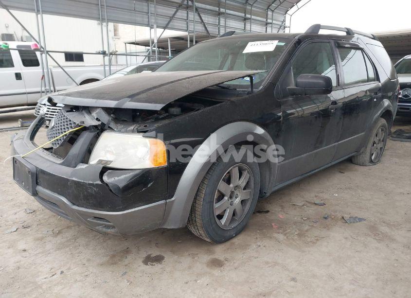 Photo 2 of 2005 Ford Freestyle SE (VIN 1FMZK01165GA42191)