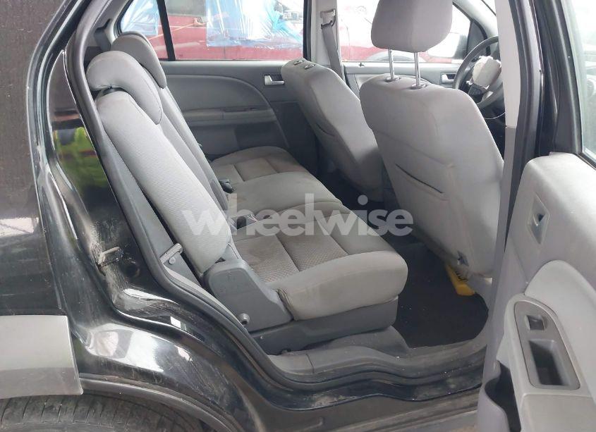 Photo 8 of 2005 Ford Freestyle SE (VIN 1FMZK01165GA42191)