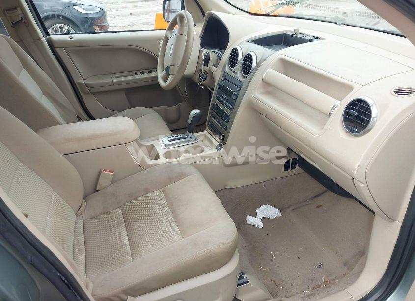 Photo 5 of 2006 Ford Freestyle SE (VIN 1FMZK01176GA10920)